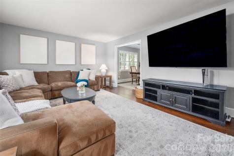 651 Sandridge Road Charlotte NC 28210