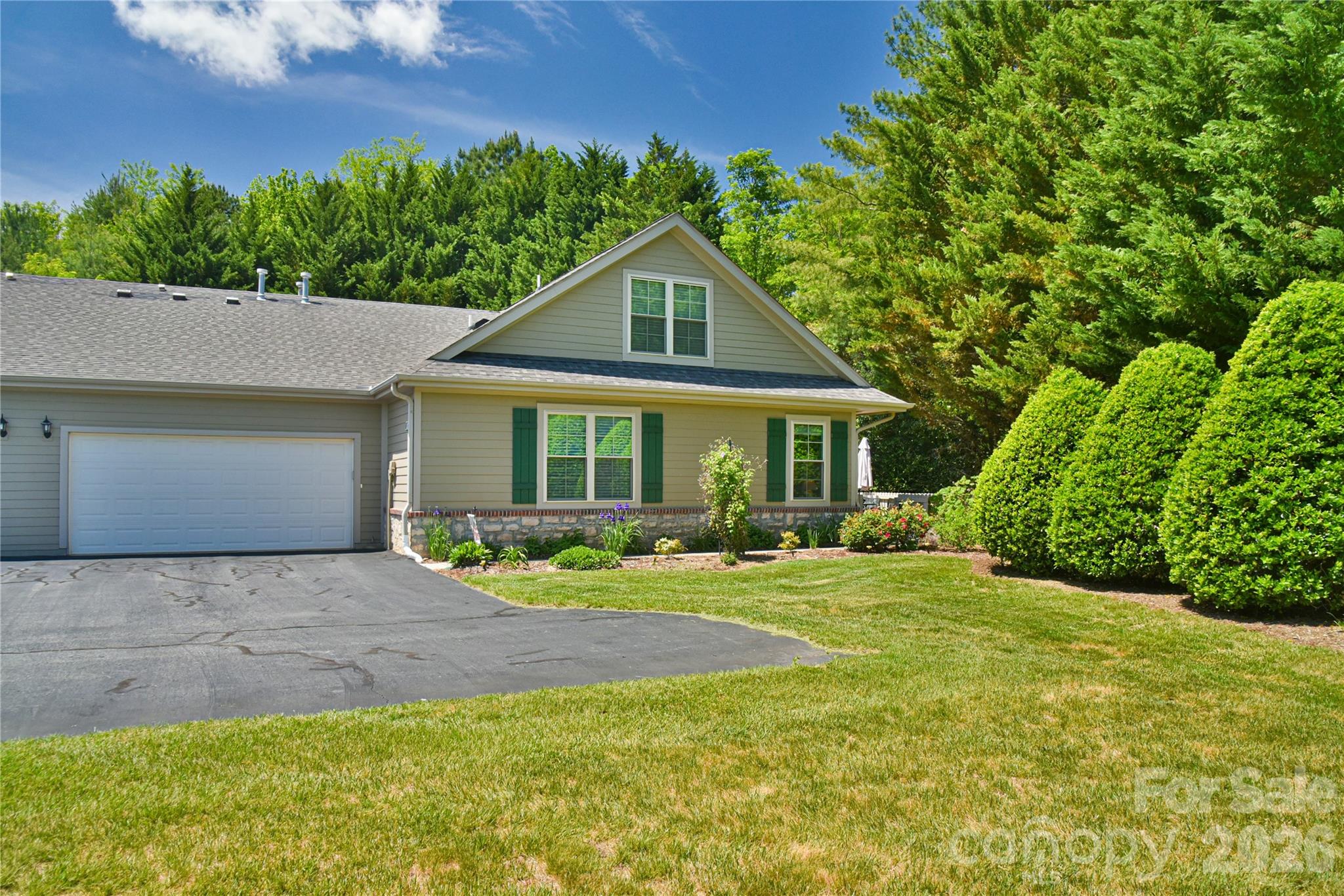 11 Outlook Circle Swannanoa NC 28778