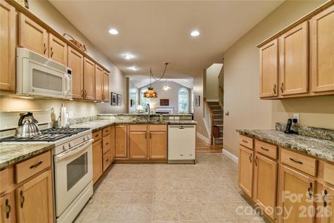 11 Outlook Circle Swannanoa NC 28778