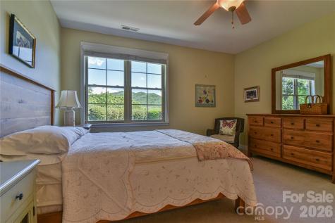 11 Outlook Circle Swannanoa NC 28778