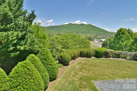 11 Outlook Circle Swannanoa NC 28778