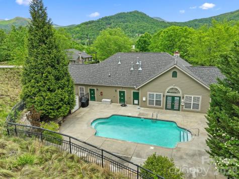 11 Outlook Circle Swannanoa NC 28778