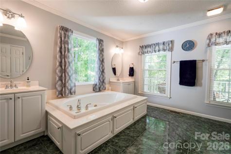 3721 Harris Creek Road Lawndale NC 28090