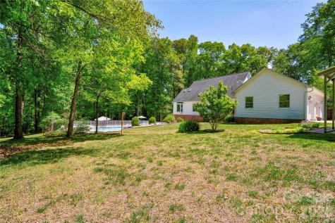 3721 Harris Creek Road Lawndale NC 28090