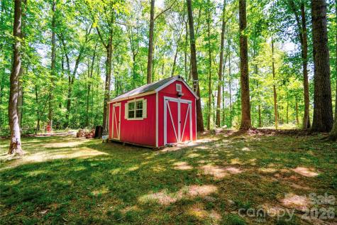 3721 Harris Creek Road Lawndale NC 28090