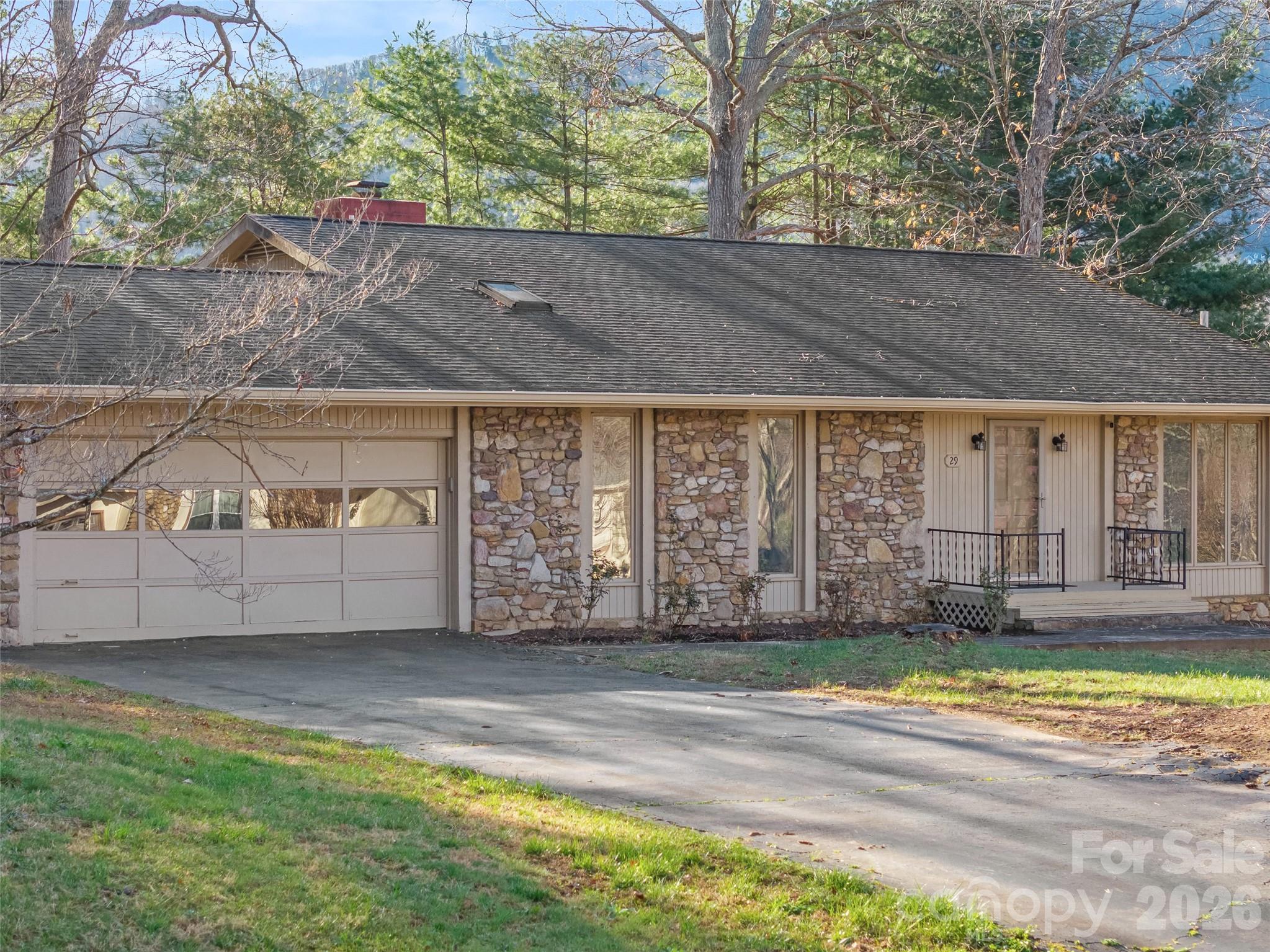 29 Reynolda Drive Asheville NC 28803