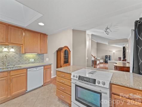 29 Reynolda Drive Asheville NC 28803