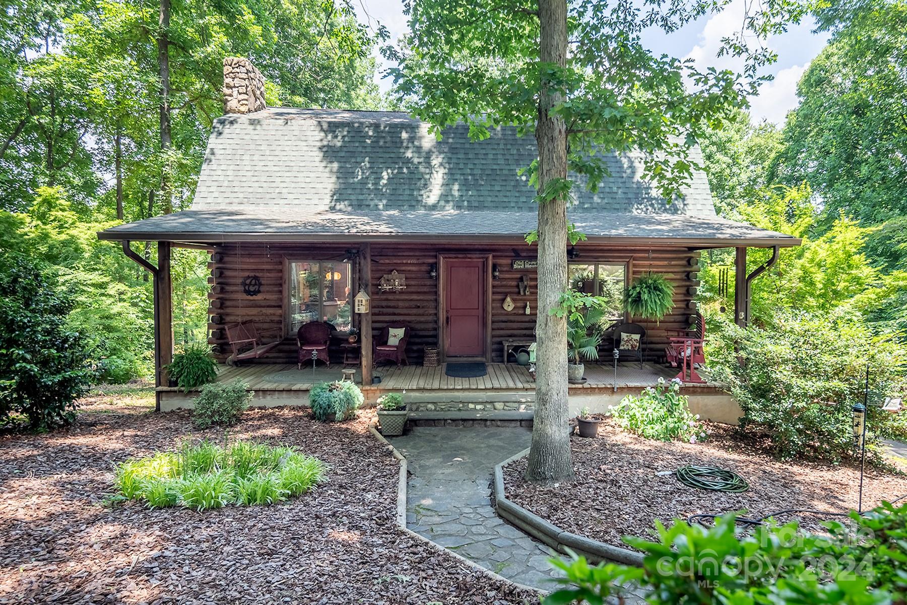 168 Huntington Lane Mooresville NC 28117