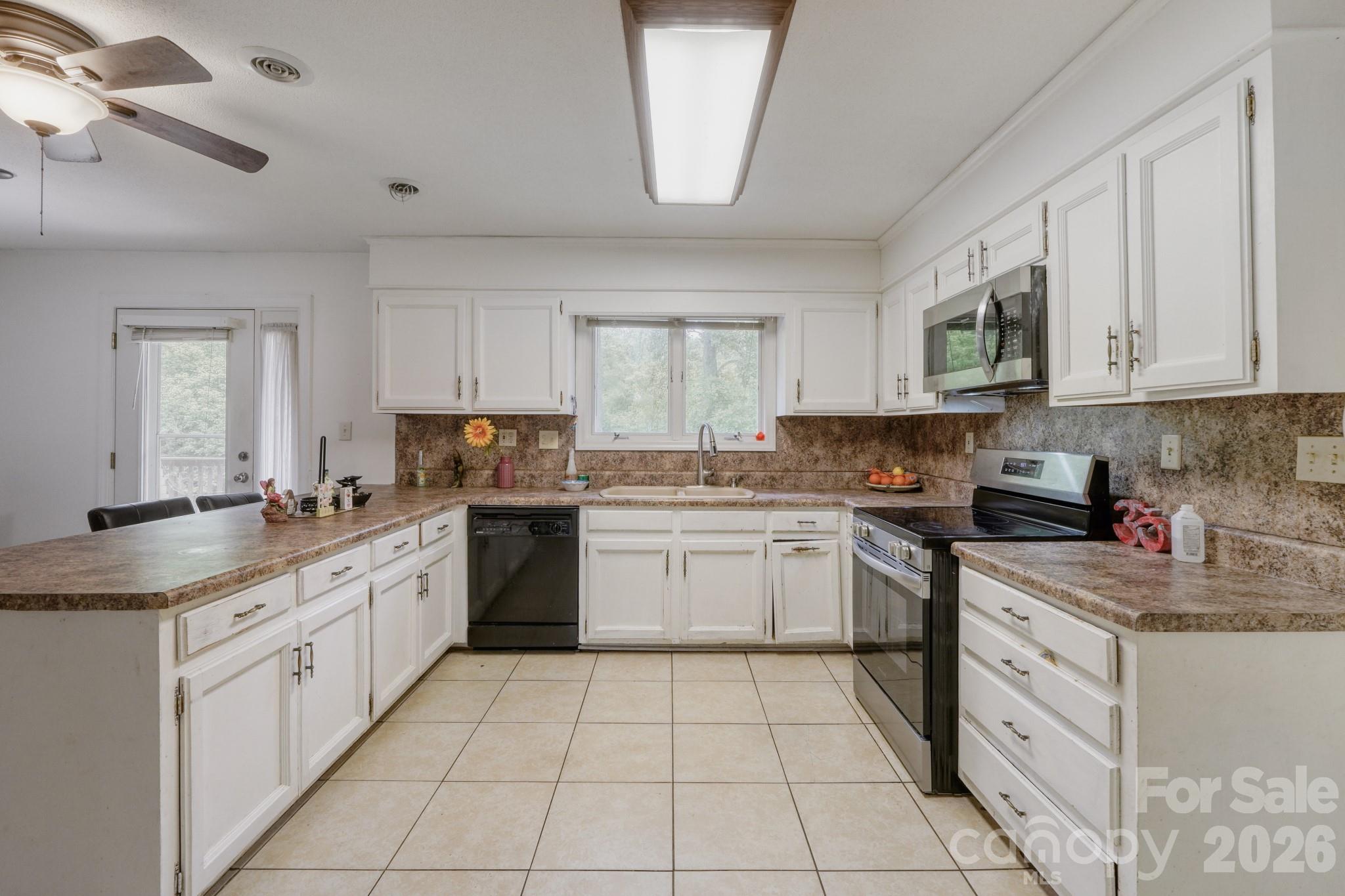 121 Edgerly Court Charlotte NC 28214
