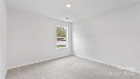 25 Caroline Valley Lane Hendersonville NC 28792