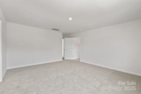 25 Caroline Valley Lane Hendersonville NC 28792