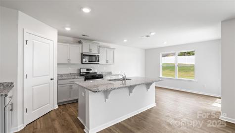 25 Caroline Valley Lane Hendersonville NC 28792