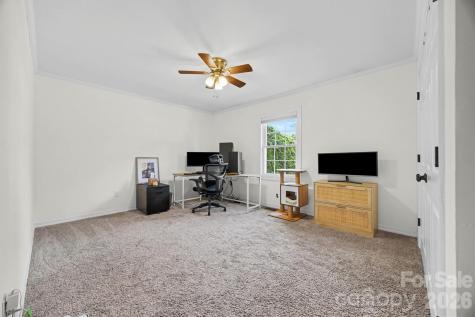 1704 Cardinal Court Belmont NC 28012