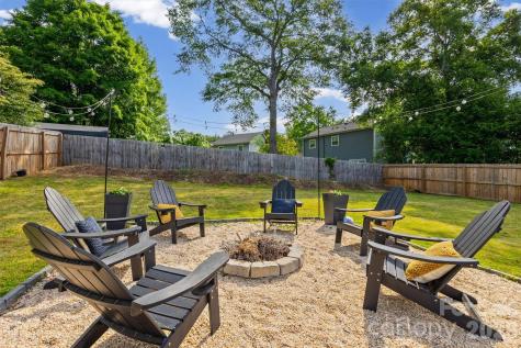 1704 Cardinal Court Belmont NC 28012