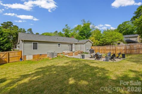 1704 Cardinal Court Belmont NC 28012