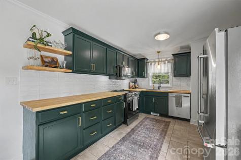 1704 Cardinal Court Belmont NC 28012