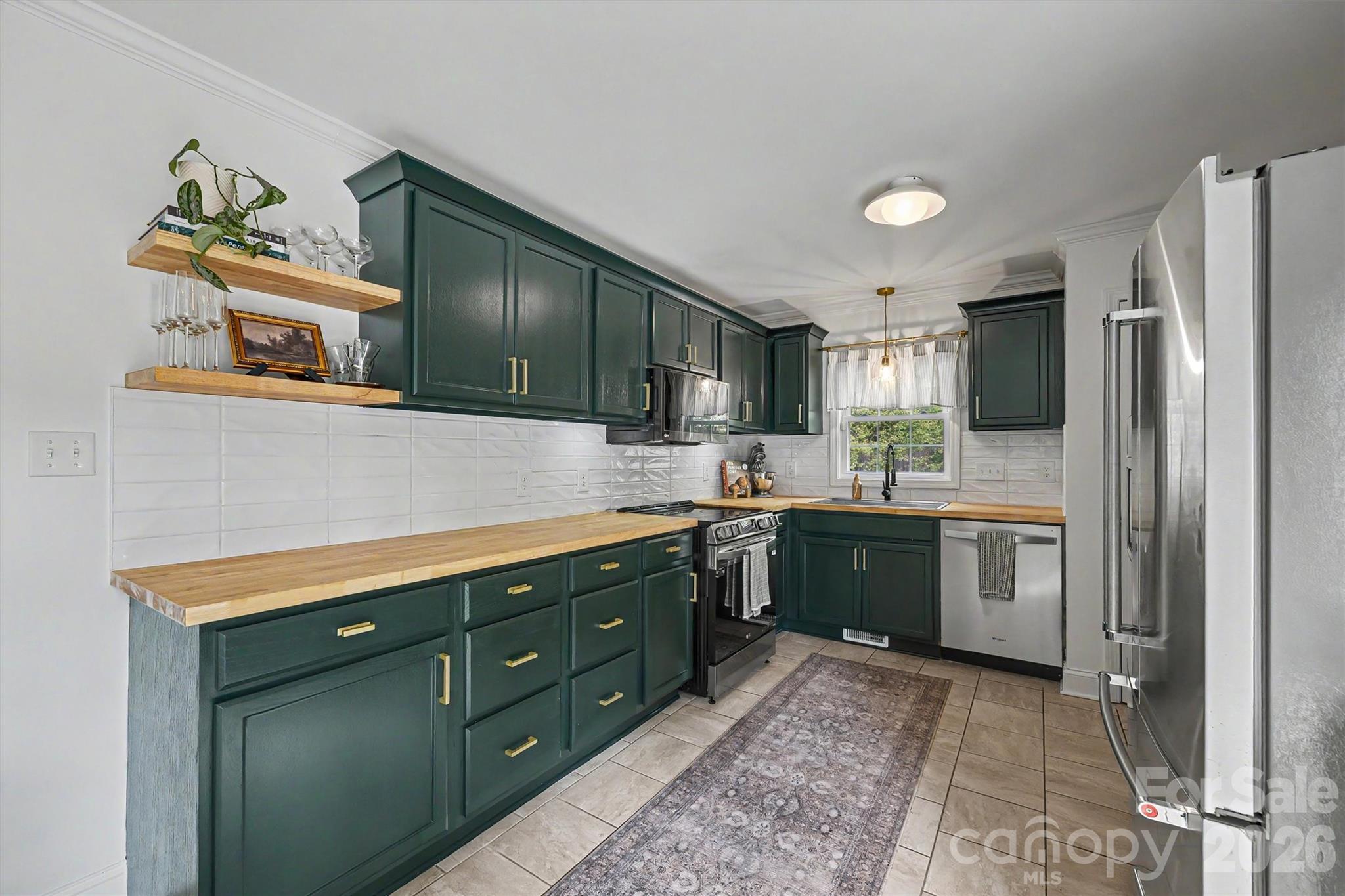 1704 Cardinal Court Belmont NC 28012