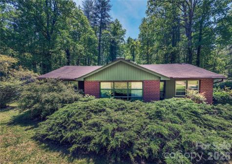 3004 Kanuga Road Hendersonville NC 28739