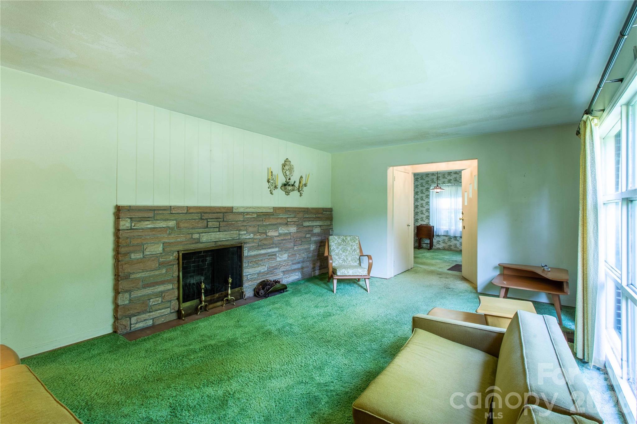 3004 Kanuga Road Hendersonville NC 28739