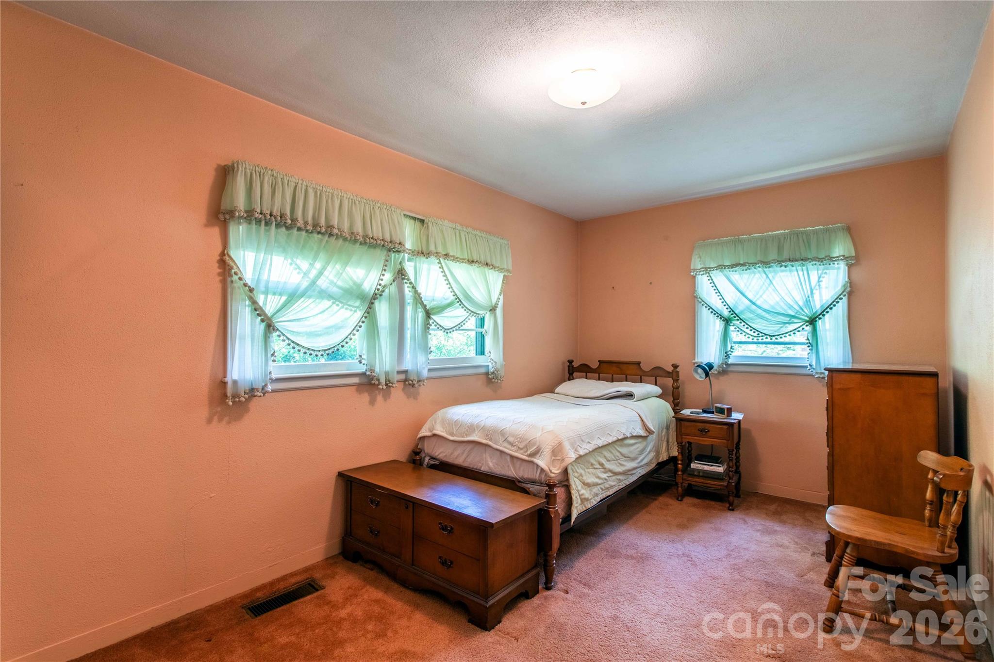 3004 Kanuga Road Hendersonville NC 28739