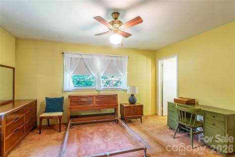 3004 Kanuga Road Hendersonville NC 28739