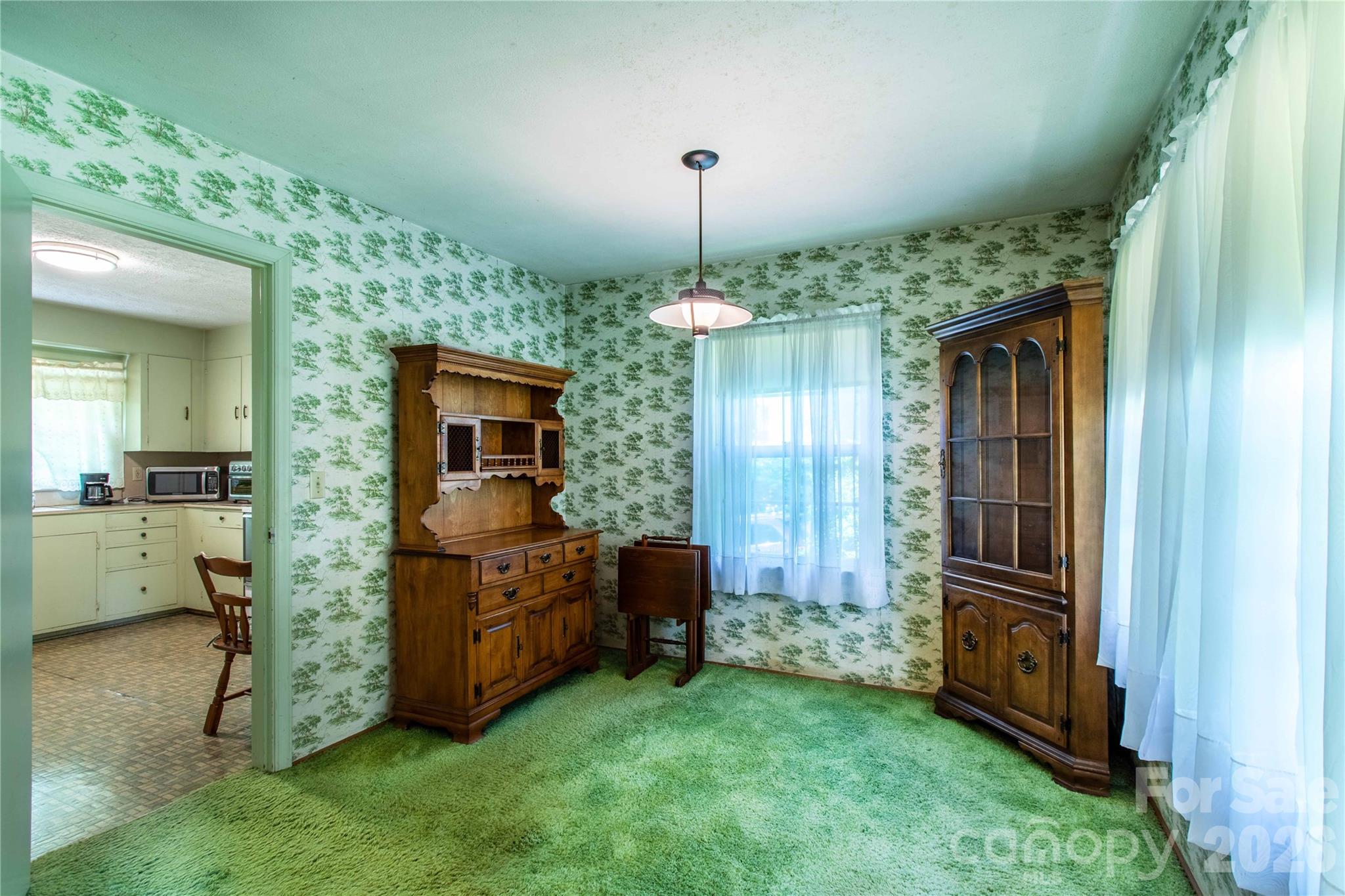 3004 Kanuga Road Hendersonville NC 28739