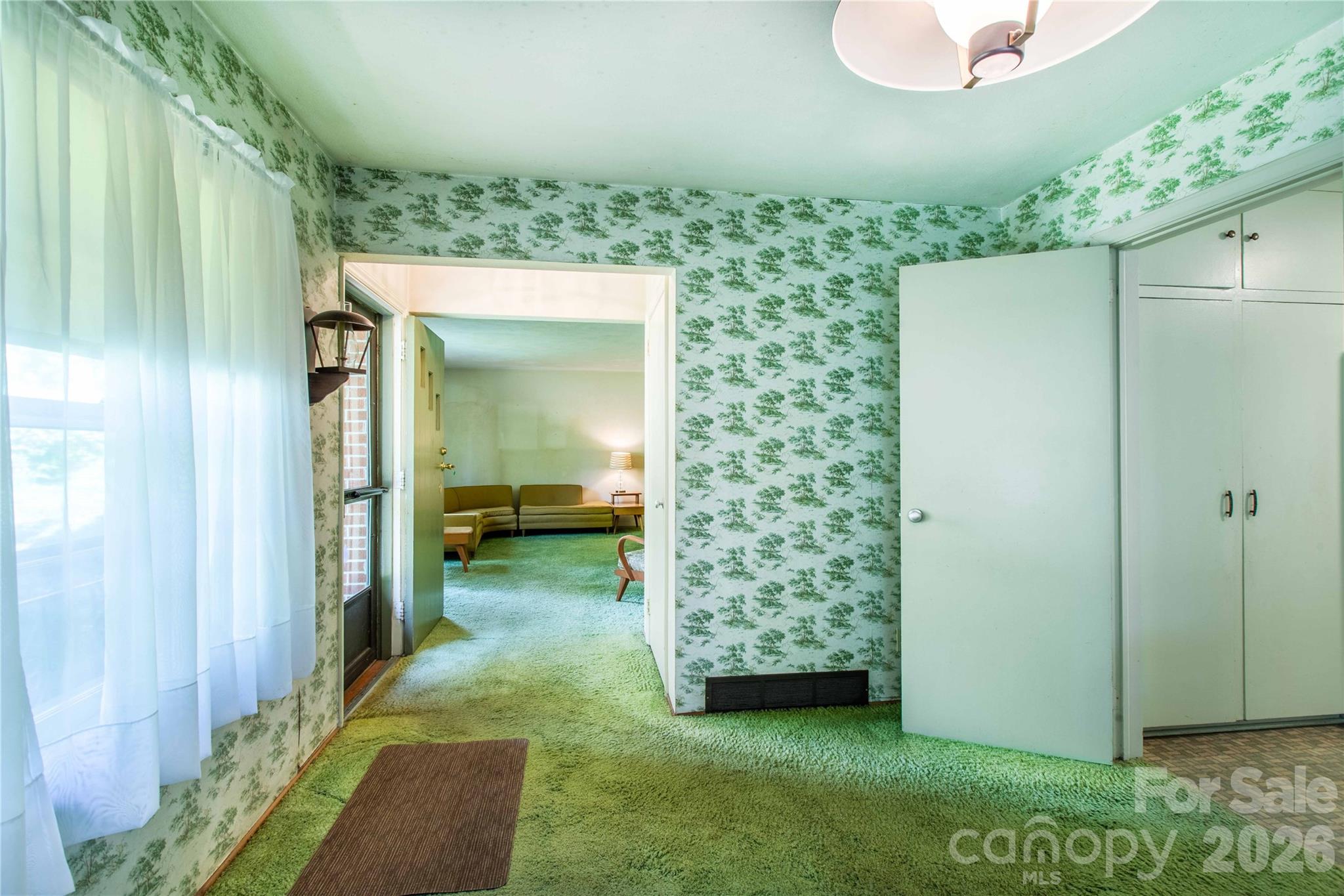 3004 Kanuga Road Hendersonville NC 28739