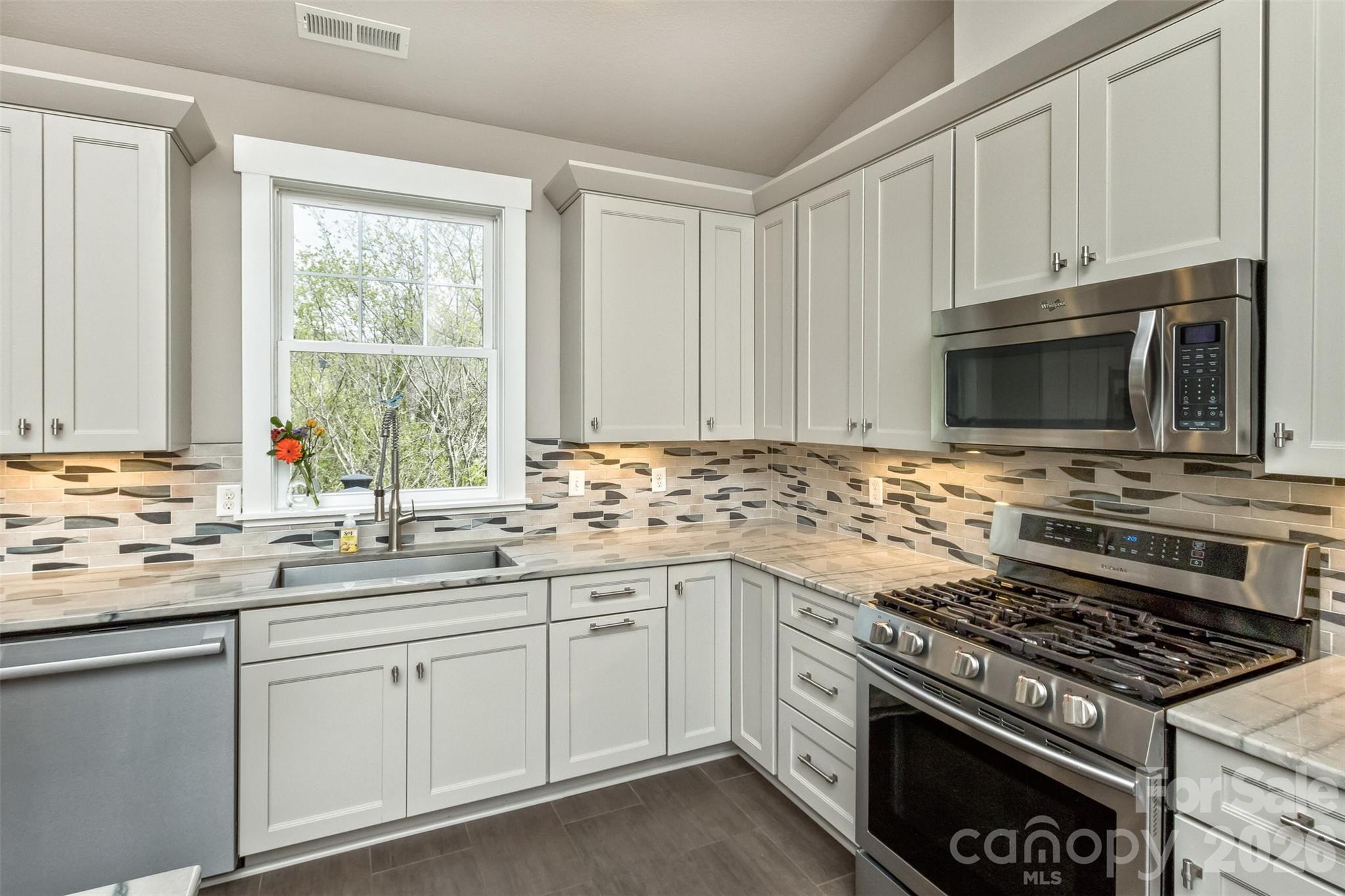 35 Pinebrook Club Drive Asheville NC 28804