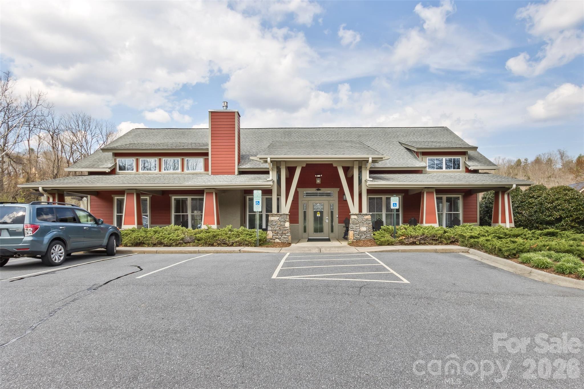 35 Pinebrook Club Drive Asheville NC 28804