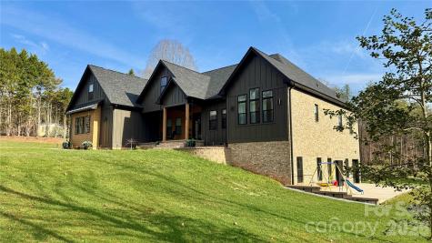 1360 Sain Road Hickory NC 28602