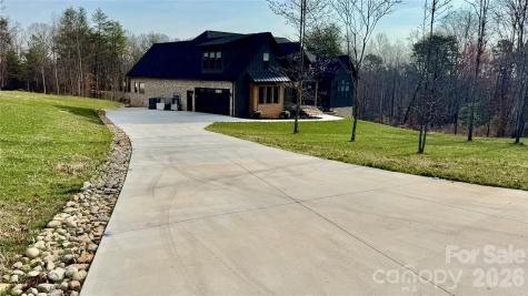 1360 Sain Road Hickory NC 28602