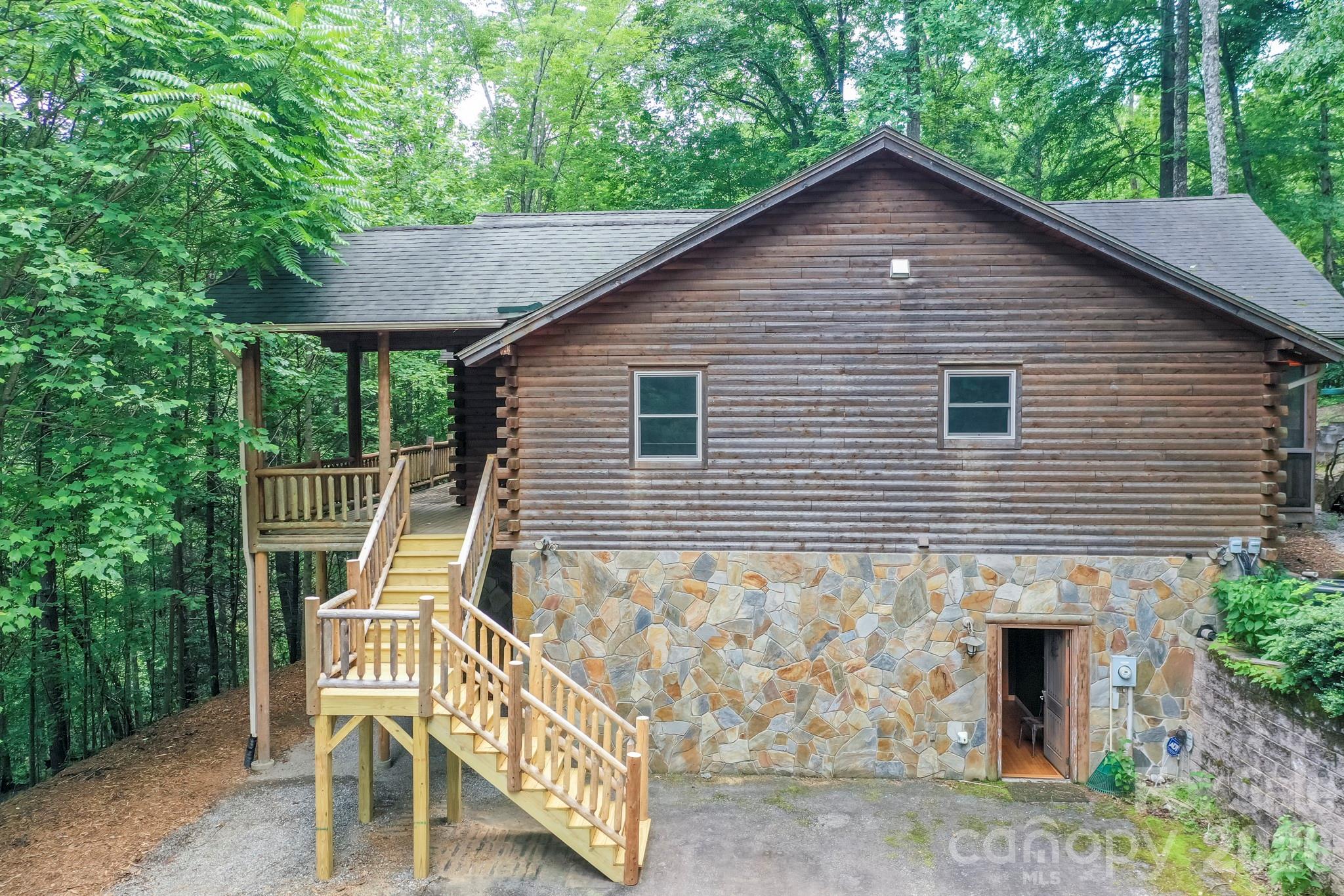 184 Sunlight Path Lake Lure NC 28746