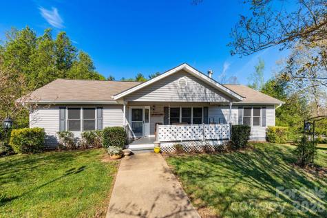 6 Arrowhead Lane Weaverville NC 28787