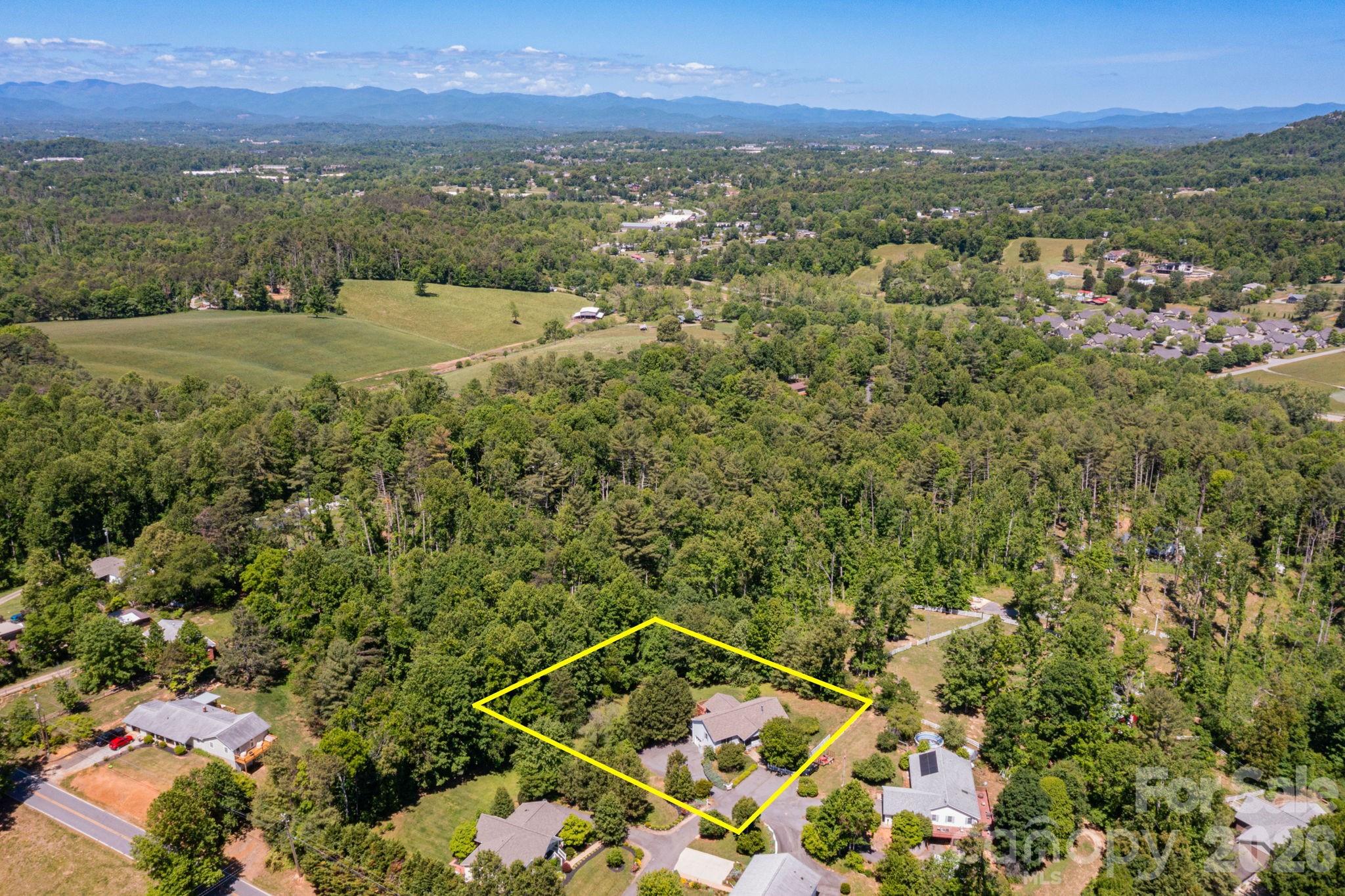 6 Arrowhead Lane Weaverville NC 28787