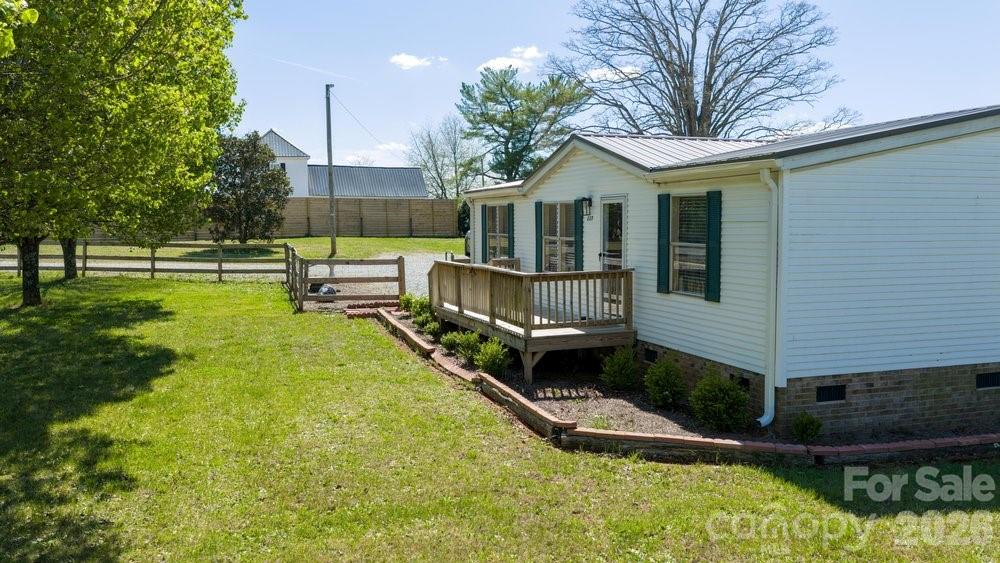 889 Tabor Road Olin NC 28660