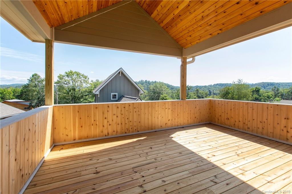 14 Lamb Avenue Asheville NC 28806