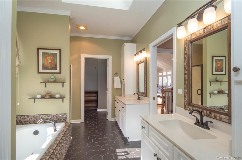 439 Windswept Drive Asheville NC 28801