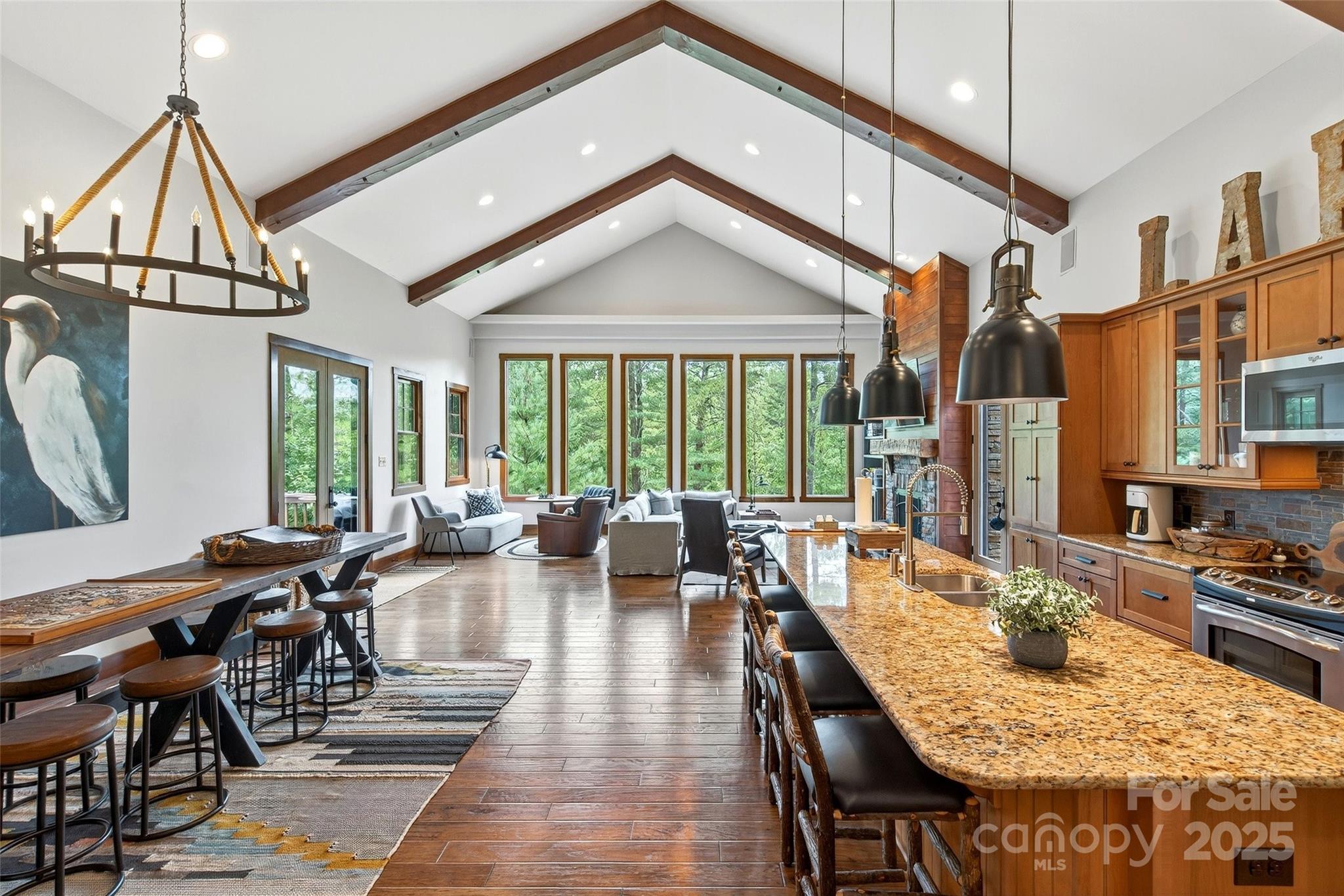 1077 Ten Whigs Ridge Nebo NC 28761