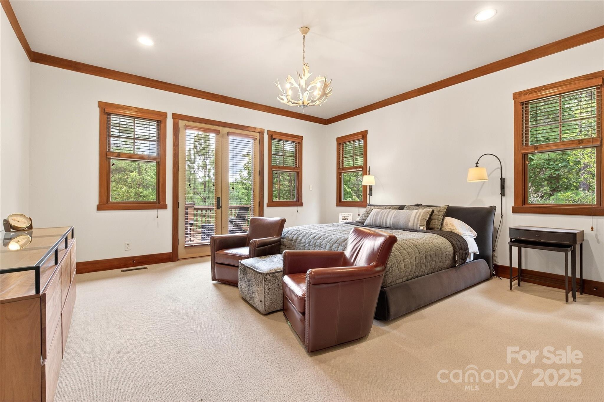 1077 Ten Whigs Ridge Nebo NC 28761