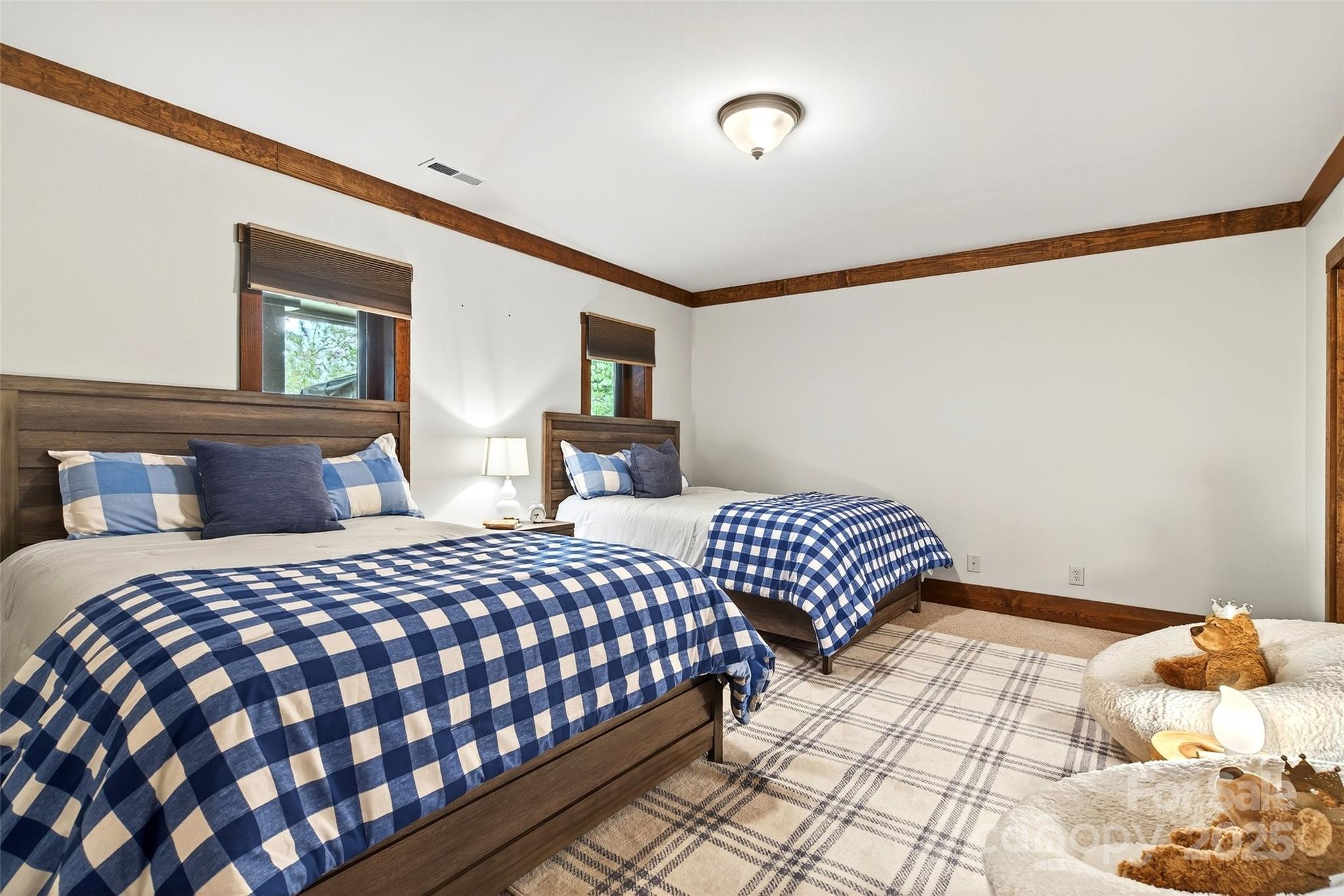 1077 Ten Whigs Ridge Nebo NC 28761