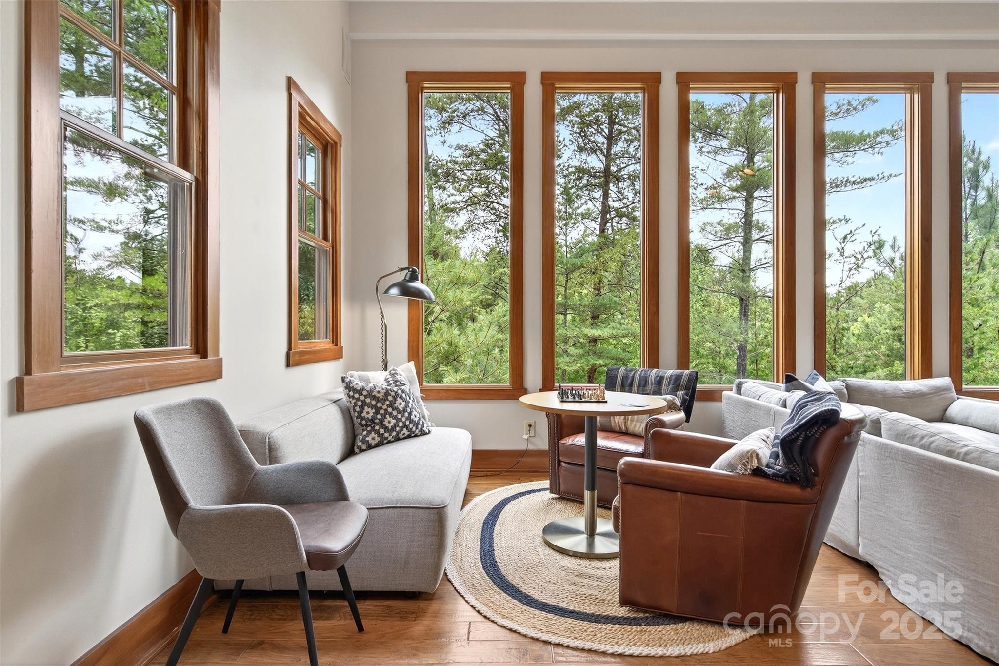 1077 Ten Whigs Ridge Nebo NC 28761