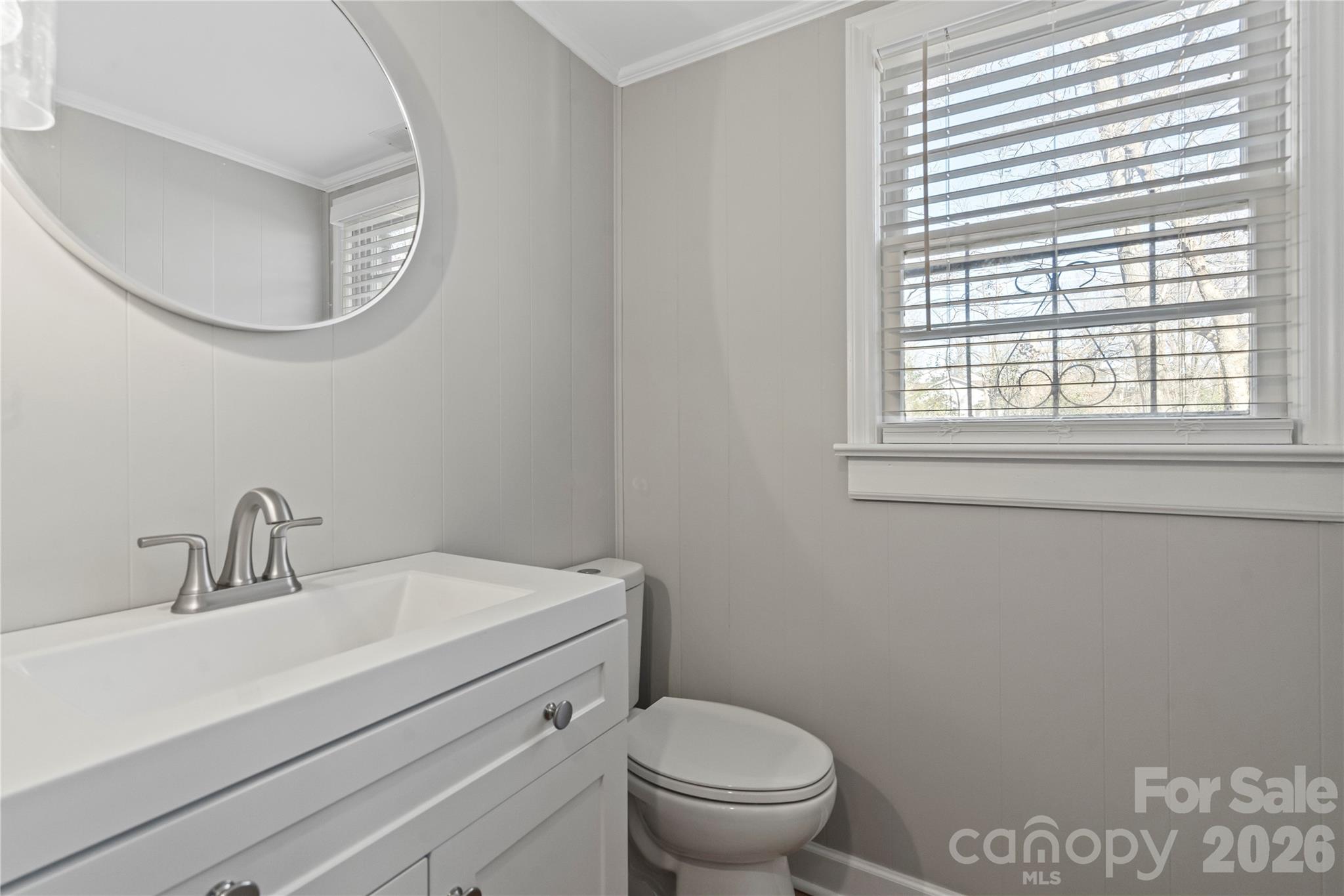 1717 Woodvalley Drive Charlotte NC 28216