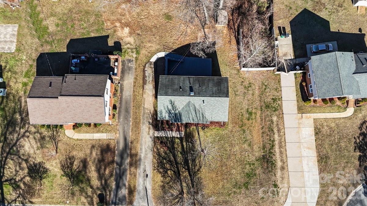 1717 Woodvalley Drive Charlotte NC 28216