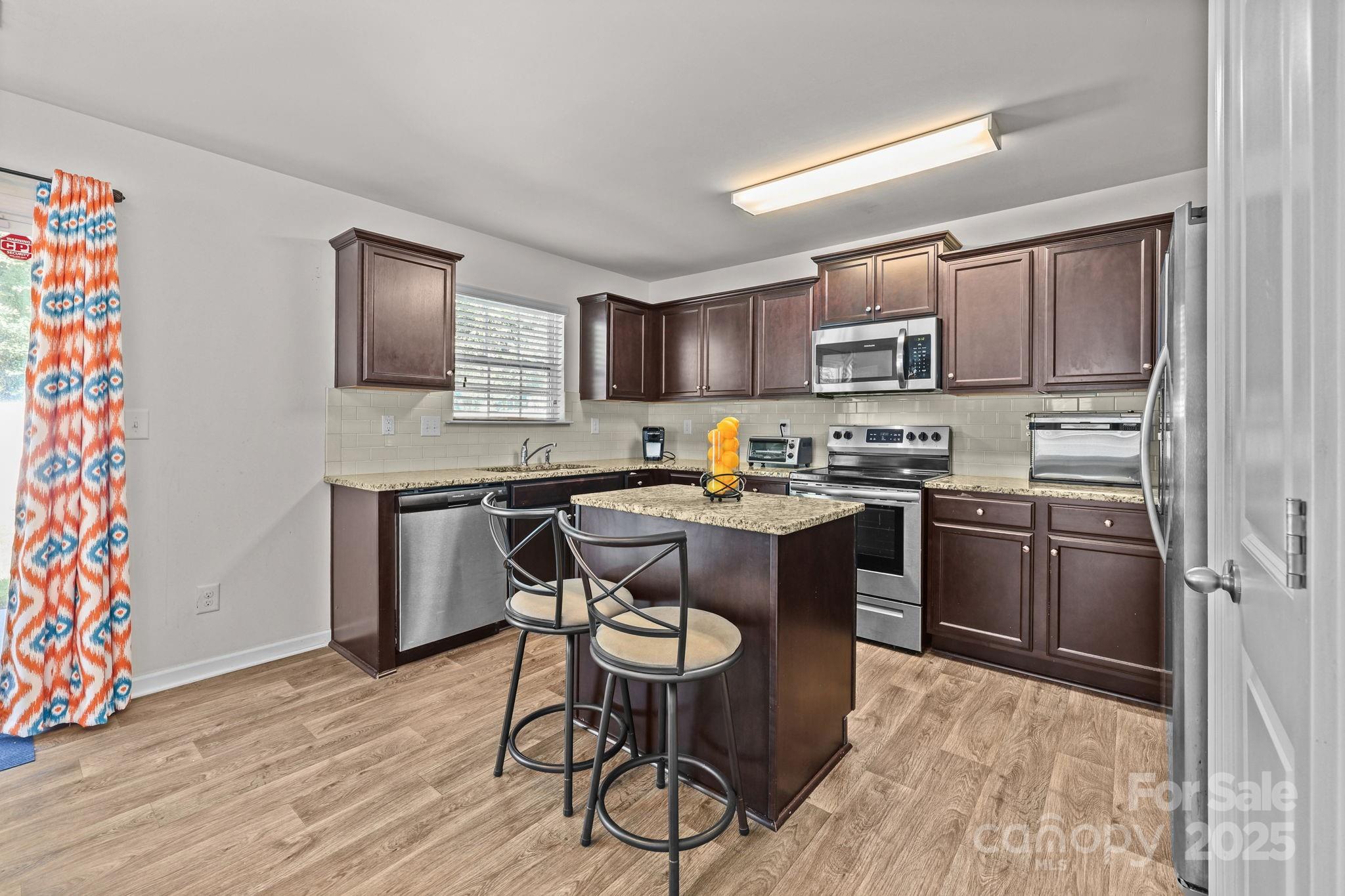 5433 Tumbling Brook Lane Charlotte NC 28216