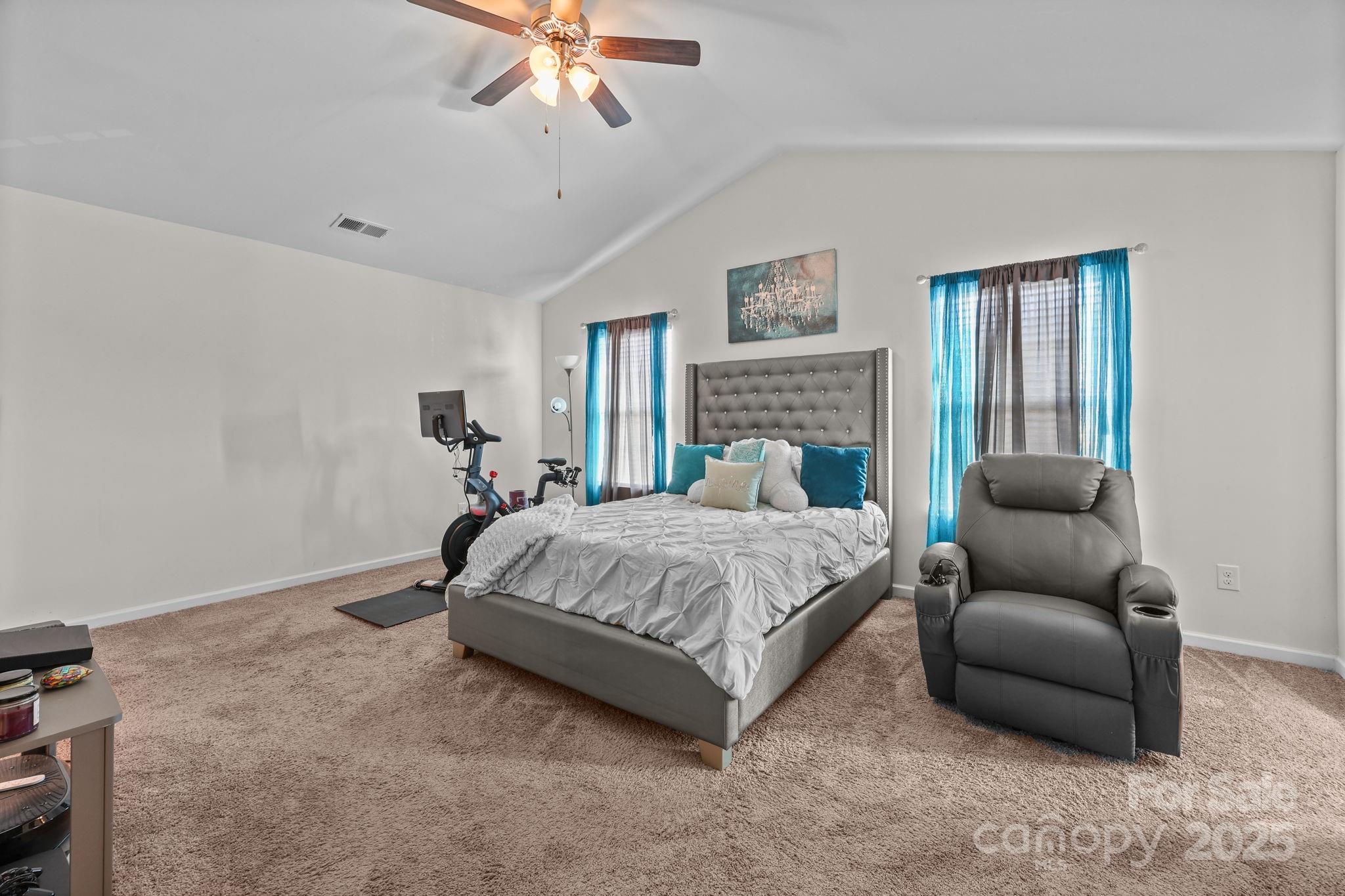 5433 Tumbling Brook Lane Charlotte NC 28216