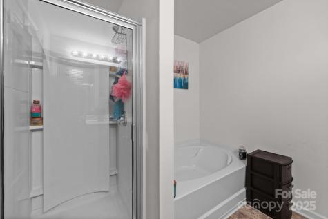 5433 Tumbling Brook Lane Charlotte NC 28216
