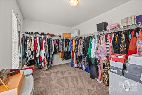 5433 Tumbling Brook Lane Charlotte NC 28216