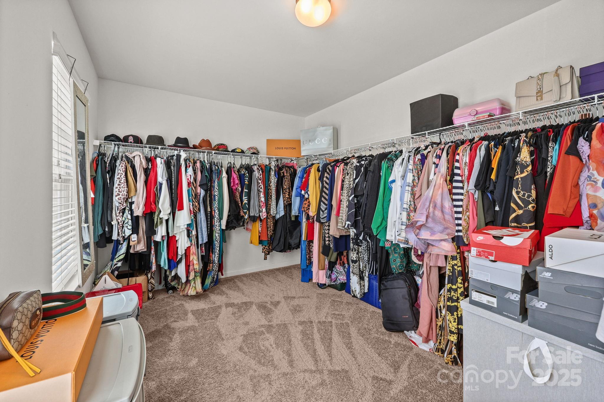 5433 Tumbling Brook Lane Charlotte NC 28216