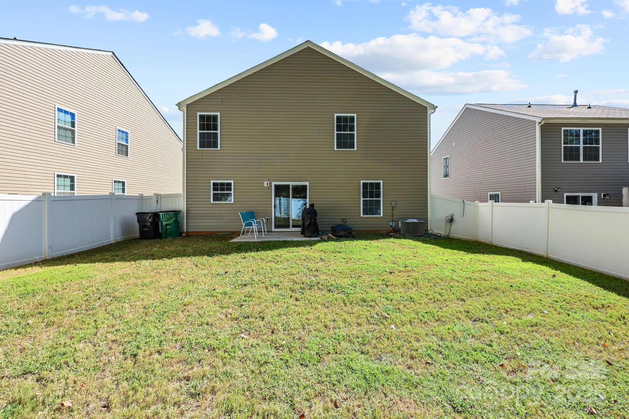 5433 Tumbling Brook Lane Charlotte NC 28216