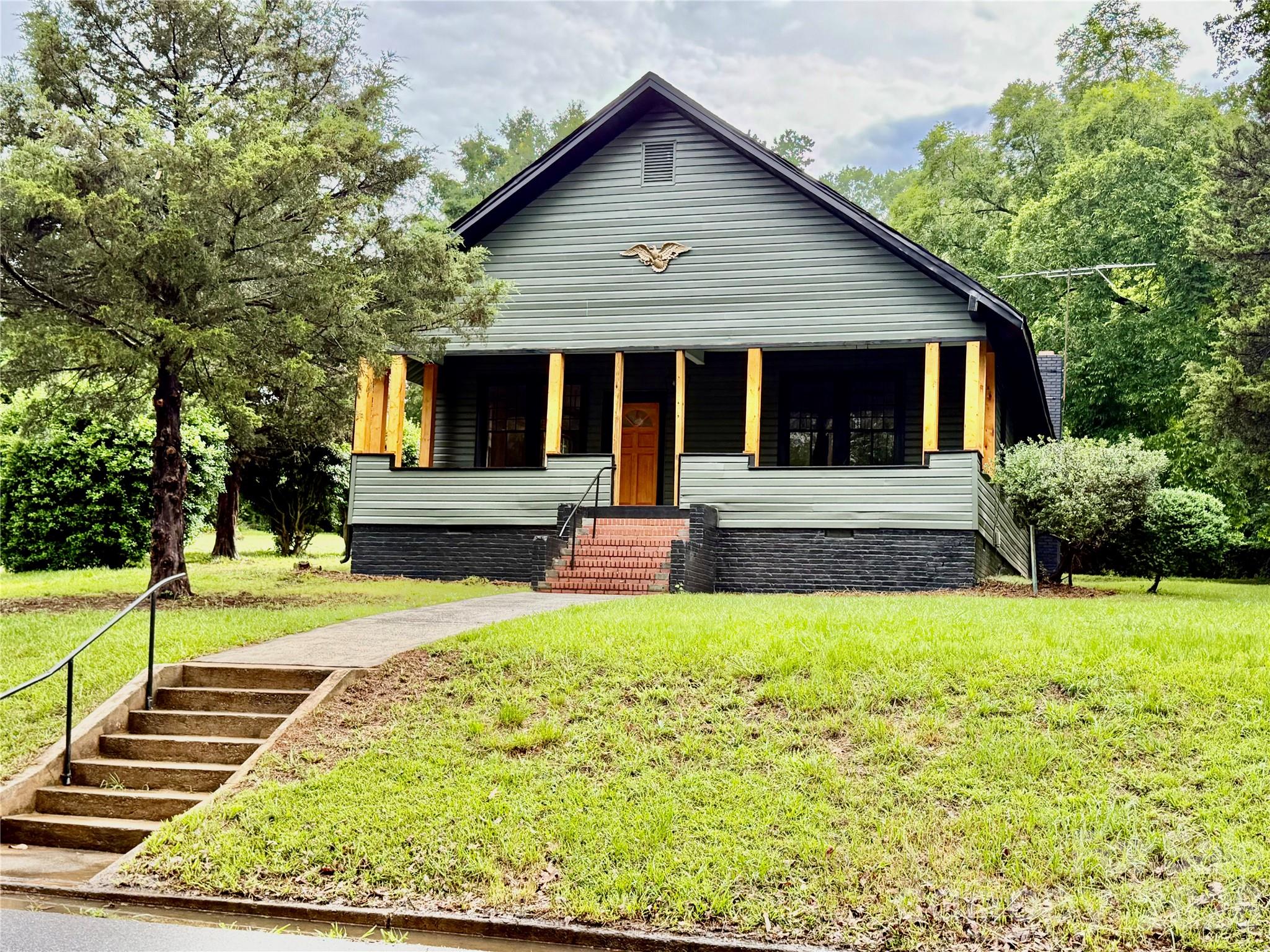 32 Pinecrest Avenue Great Falls SC 29055